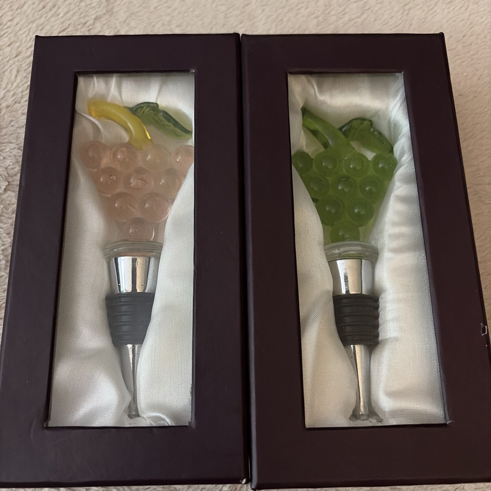 Lot Of 2 Glass Wine Stoppers Pink & Green Grapes Figural